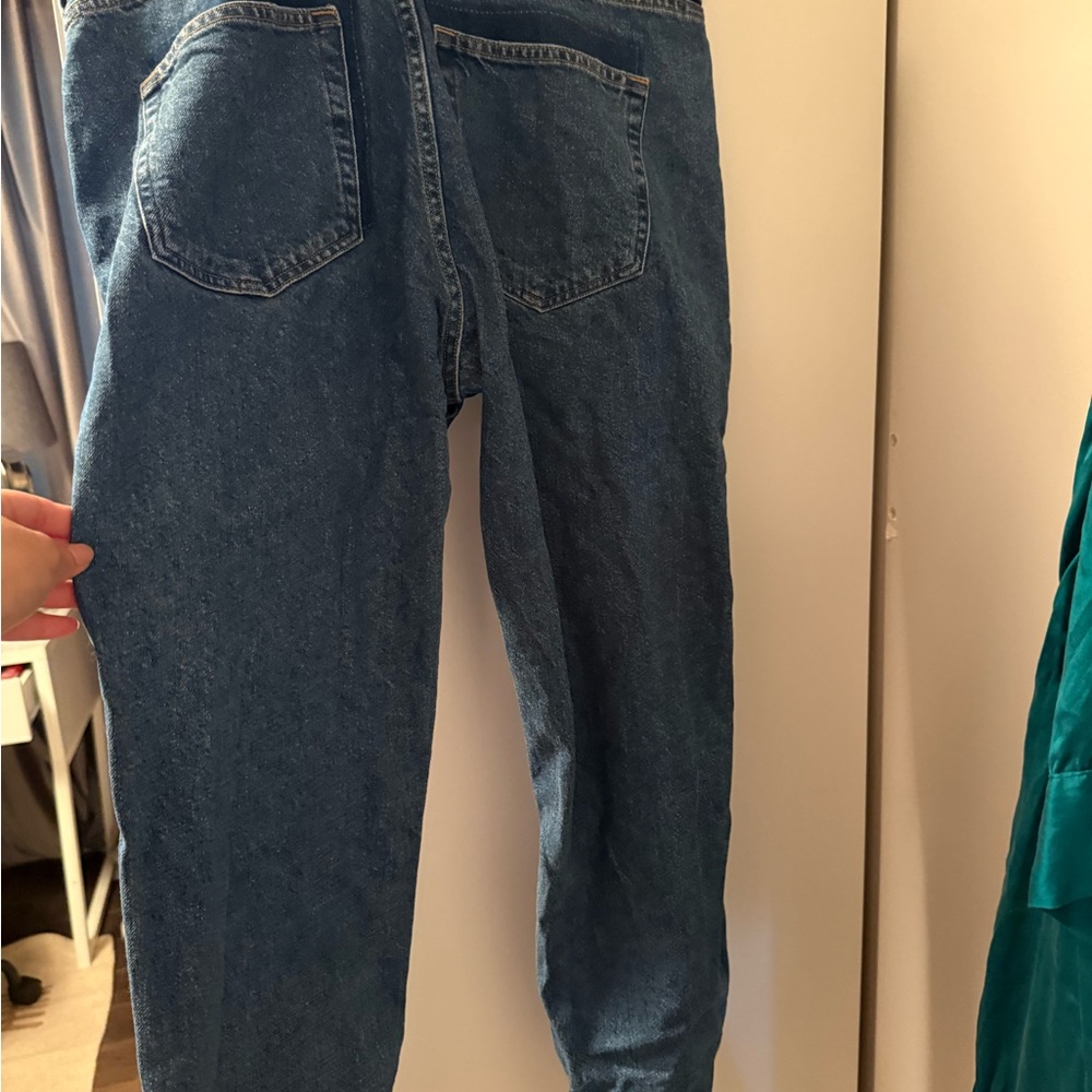 Jeans - Picture 3 of 5
